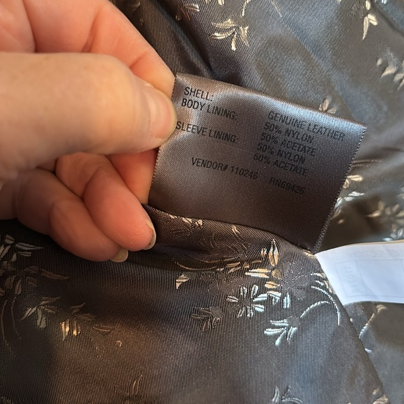 NWOT WILSON’S LADIES LEATHER JACKET - Picture 10 of 17
